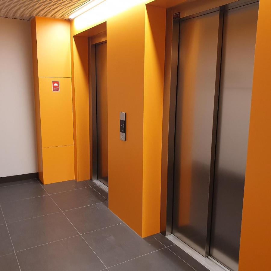 Q Apart Gold-Trzy Pokoje, Manufaktura, Klimatyzacja I Garaz Gratis, Tv Max, Fv, Gwarancja Zadowolenia Łódź Kültér fotó